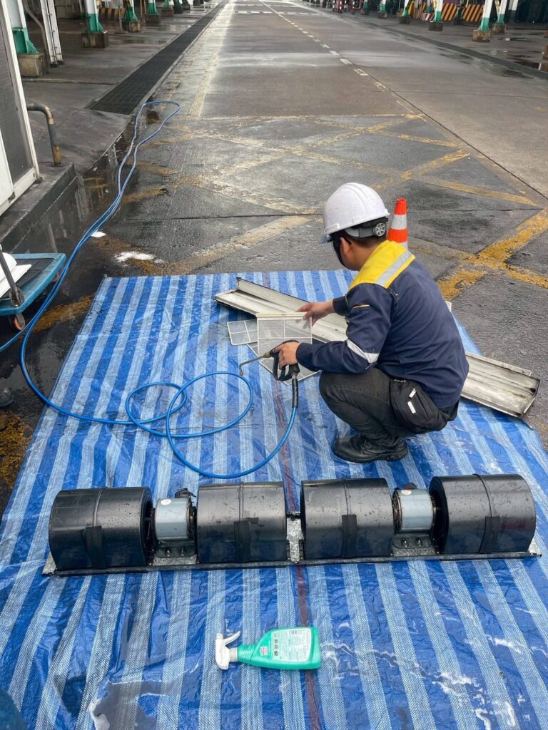 แอร์แขวน